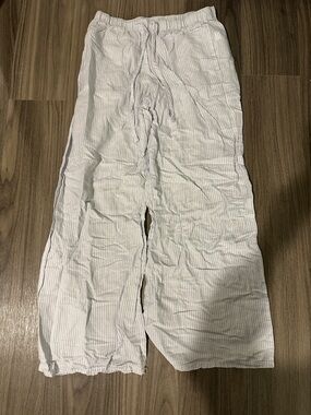 Brandy Melville White and Light Blue Striped Wide Leg Pants